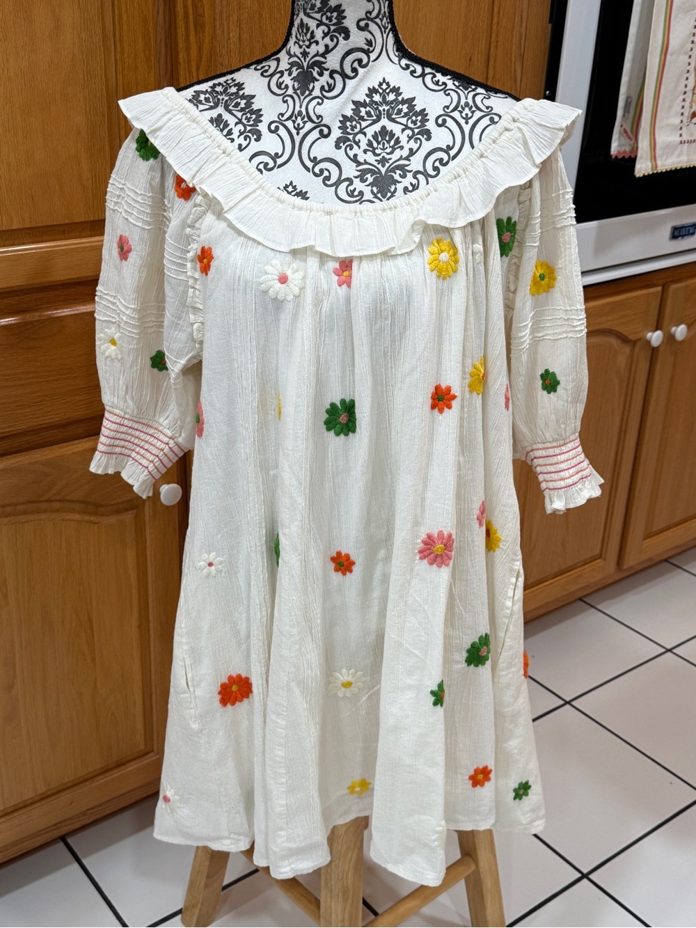Cleobella Ivory Embroidered Floral Off Shoulder Boho Mini Dress M